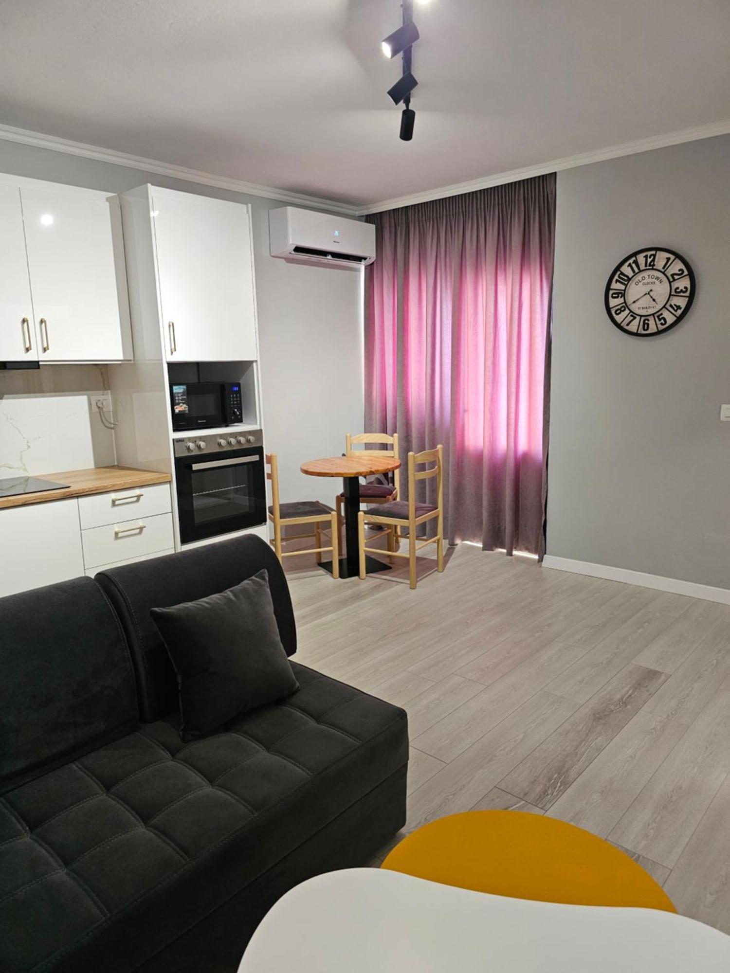 Stephan Apartments Sarandë Exteriér fotografie